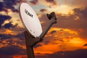 Satelliten- und Kabelkommunikation